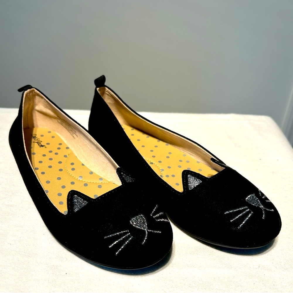 Cat & Jack black kitty ballet flats, Girls size 3, only WORN ONCE
